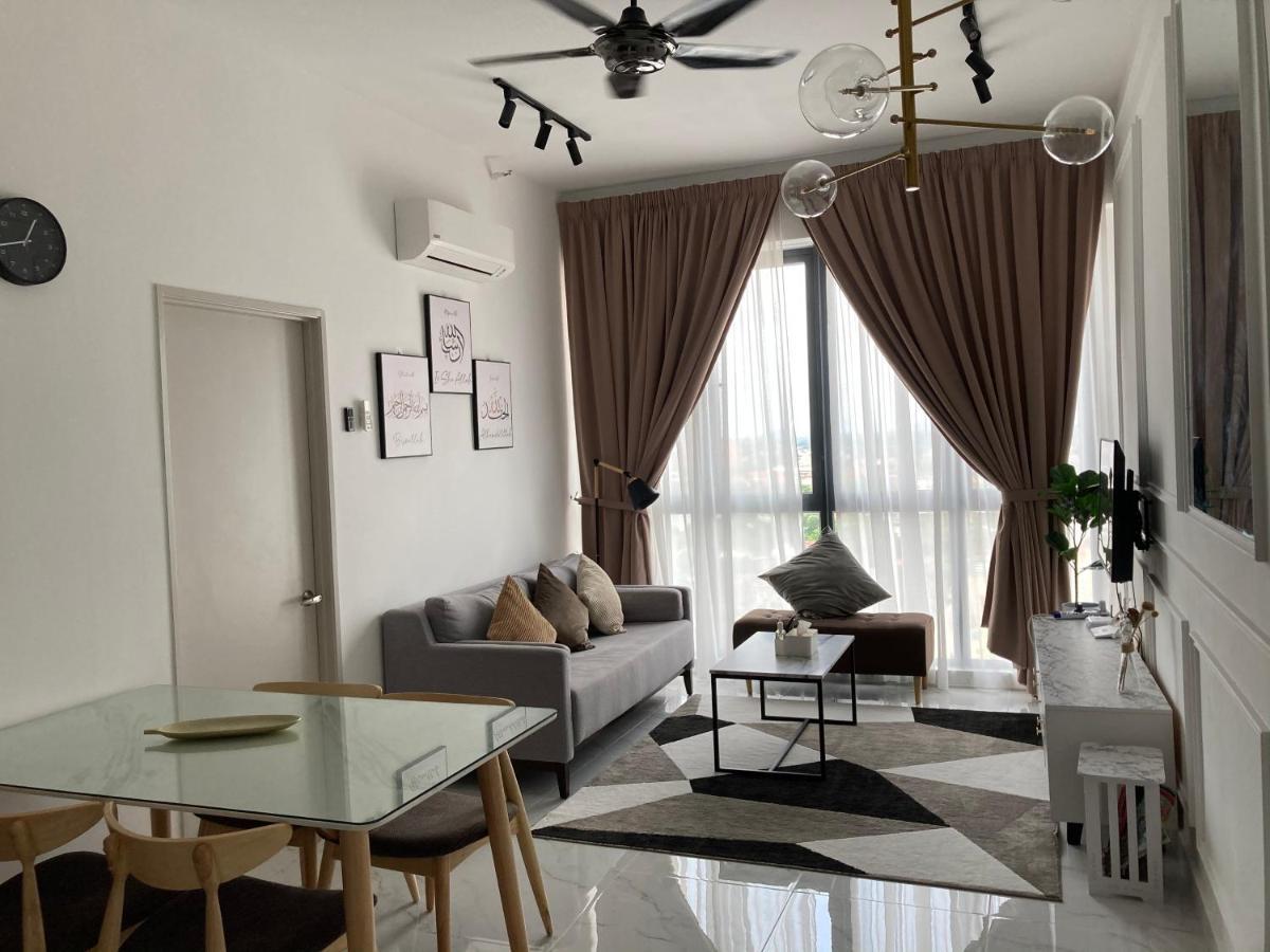 Free Netflix! Zas Suite At Troika Residence, Kb Kota Bharu Exterior photo